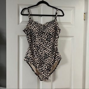 Swimsuit bathing suit by Kona Sol- fun back!!!